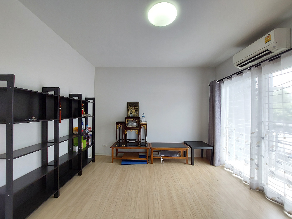 ขายทาวน์โฮมอ่อนนุช อุดมสุข : ทาวน์โฮม 3 ชั้นโซนอ่อนนุช บ้านกลางเมือง สุขุมวิท 77 เจ้าของอยู่อาศัยน้อยมาก