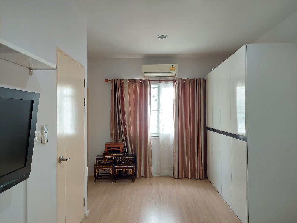 ขายทาวน์โฮมอ่อนนุช อุดมสุข : ทาวน์โฮม 3 ชั้นโซนอ่อนนุช บ้านกลางเมือง สุขุมวิท 77 เจ้าของอยู่อาศัยน้อยมาก