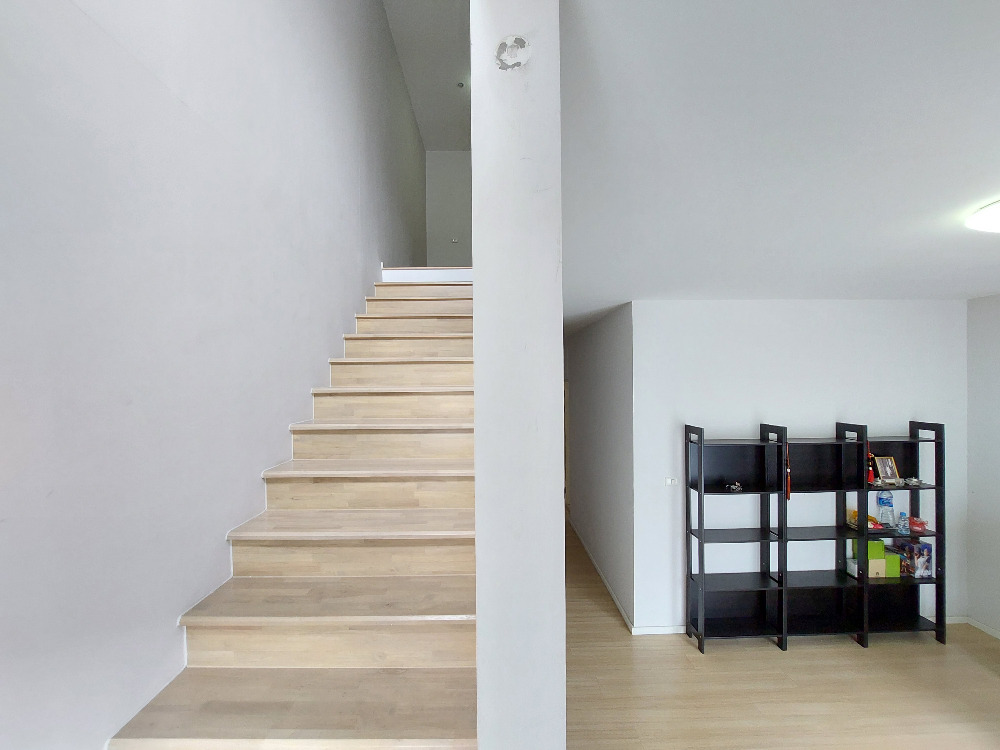 ขายทาวน์โฮมอ่อนนุช อุดมสุข : ทาวน์โฮม 3 ชั้นโซนอ่อนนุช บ้านกลางเมือง สุขุมวิท 77 เจ้าของอยู่อาศัยน้อยมาก