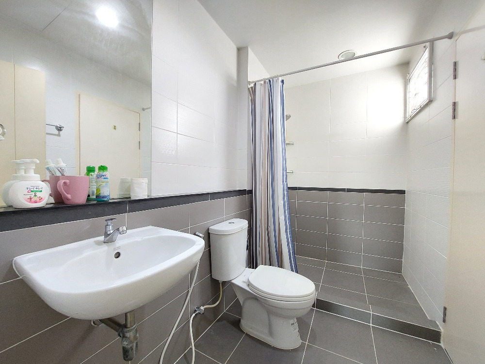 ขายทาวน์โฮมอ่อนนุช อุดมสุข : ทาวน์โฮม 3 ชั้นโซนอ่อนนุช บ้านกลางเมือง สุขุมวิท 77 เจ้าของอยู่อาศัยน้อยมาก