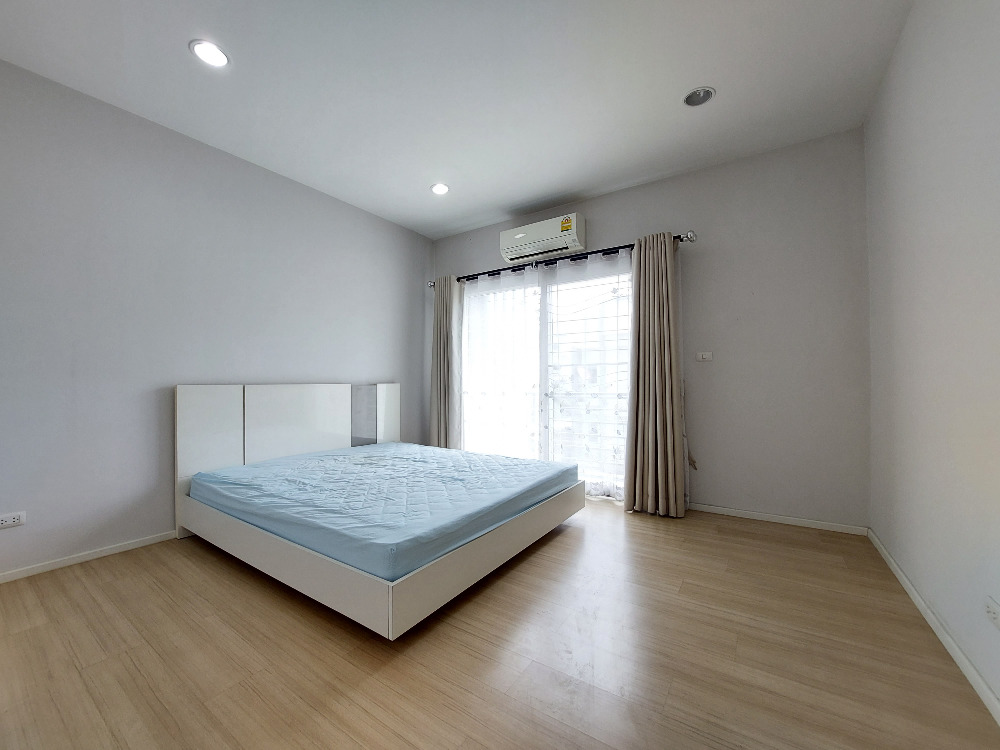 ขายทาวน์โฮมอ่อนนุช อุดมสุข : ทาวน์โฮม 3 ชั้นโซนอ่อนนุช บ้านกลางเมือง สุขุมวิท 77 เจ้าของอยู่อาศัยน้อยมาก