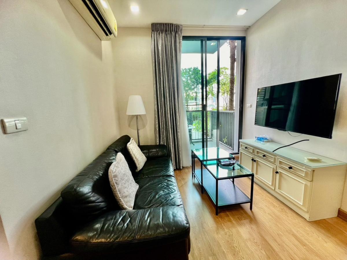 ให้เช่าคอนโดอ่อนนุช อุดมสุข : 📍【For Rent】Q House Sukhumvit 79, 2-Bedroom, Special unit with pool view, BTS Onnut 🏙🍃
