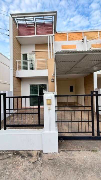 For RentTownhomeVipawadee, Don Mueang, Lak Si : Townhome for rent, The Connect 7/1 Don Mueang - Vibhavadi, near Don Mueang Airport, only 7 minutes.
