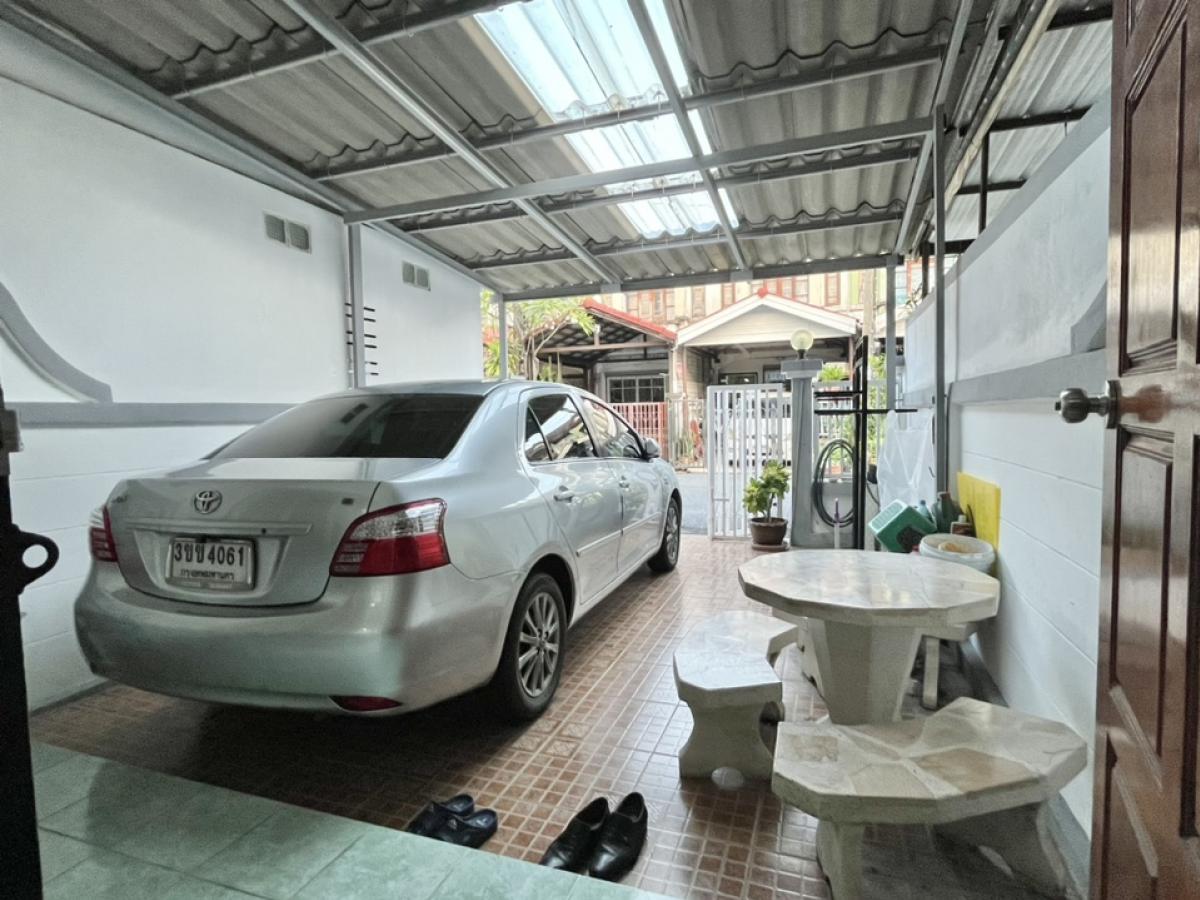 For SaleTownhomeNawamin, Ramindra : Townhouse for sale, Soi Khubon 6, Ram Intra, Manimat, beautiful house for sale, cheap, first come first served.