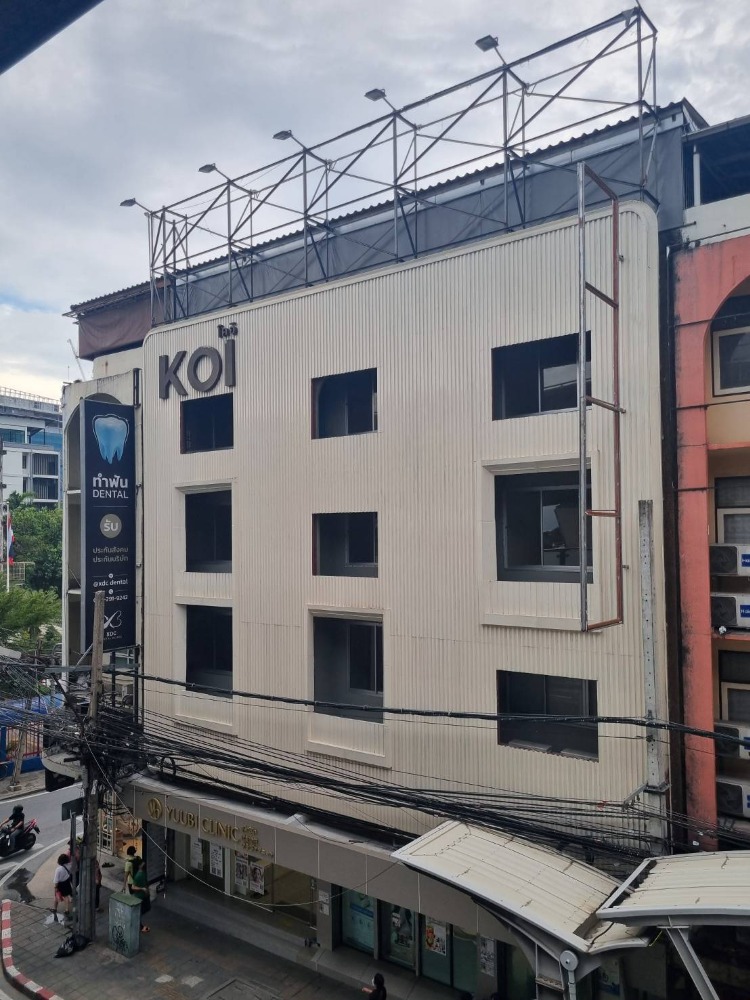 For RentShop HouseOnnut, Udomsuk : 🌾 📢 This vacant space for rent next to BTS Punnawithi 0 meters is a beauty business, cafe and office.