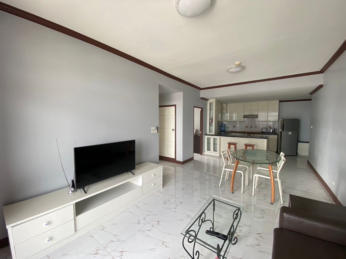 For RentCondoSukhumvit, Asoke, Thonglor : For rent! Condo Monterey Sukhumvit 16 near MRT Queen Sirikit Center 200 meters, 2 bedroom, 1 bathroom, 78 sq m.  30,000 per month.