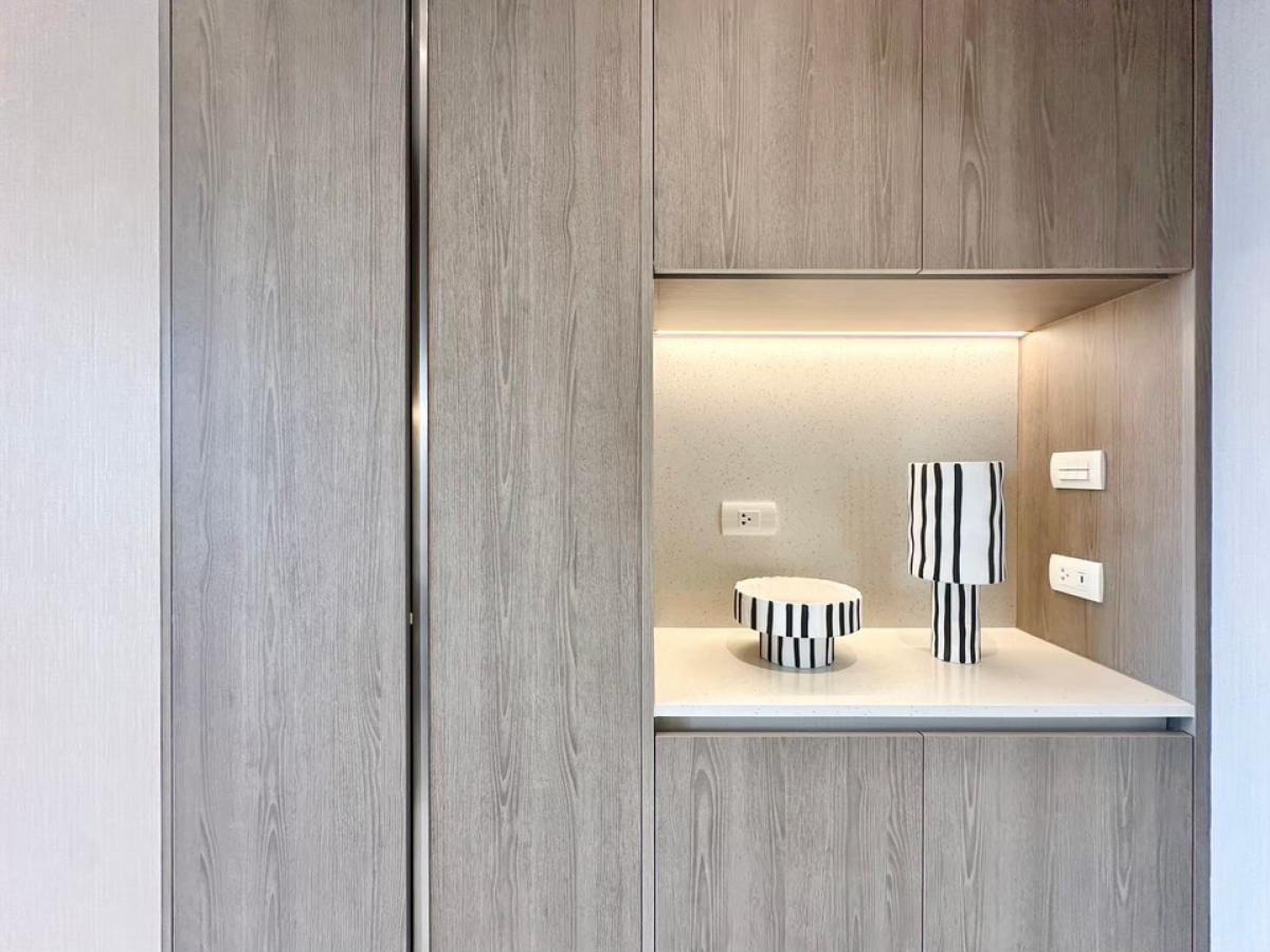 ขายคอนโดสุขุมวิท อโศก ทองหล่อ : 📍𝐒𝐜𝐨𝐩𝐞 𝐏𝐨𝐫𝐦𝐬𝐫𝐢 ขนาด 28 Sq.m 1 bed 1 bath เพียง 6.96MB เท่านั้น นัดชมโครงการ 086-795-9997