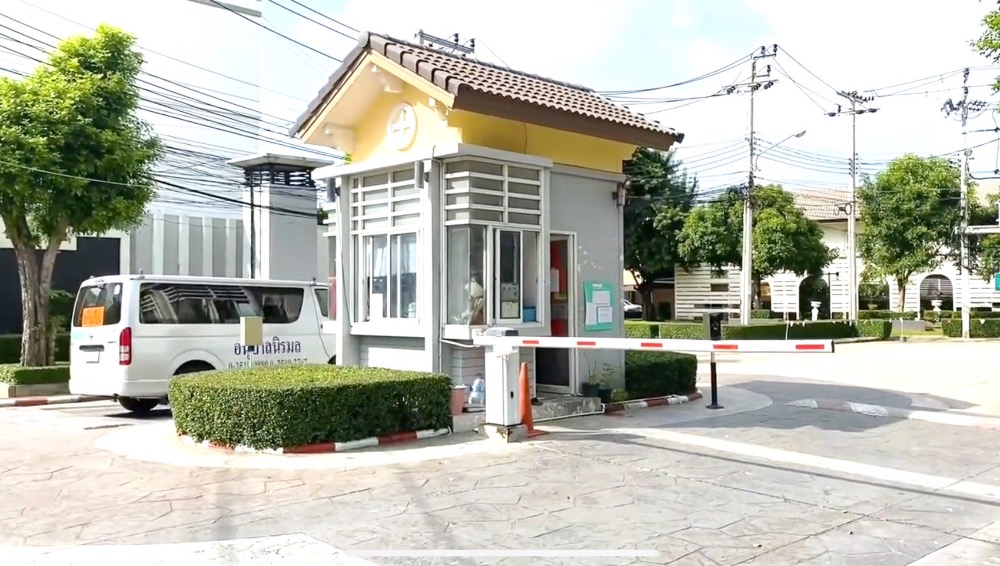 ให้เช่าทาวน์โฮมนวมินทร์ รามอินทรา : ให้เช่าทาวน์โฮม The Connect 20 ทางด่วนวัชรพล เฟอร์ครบ ใกล้ทางด่วน, BTS สถานีสะพานใหม่