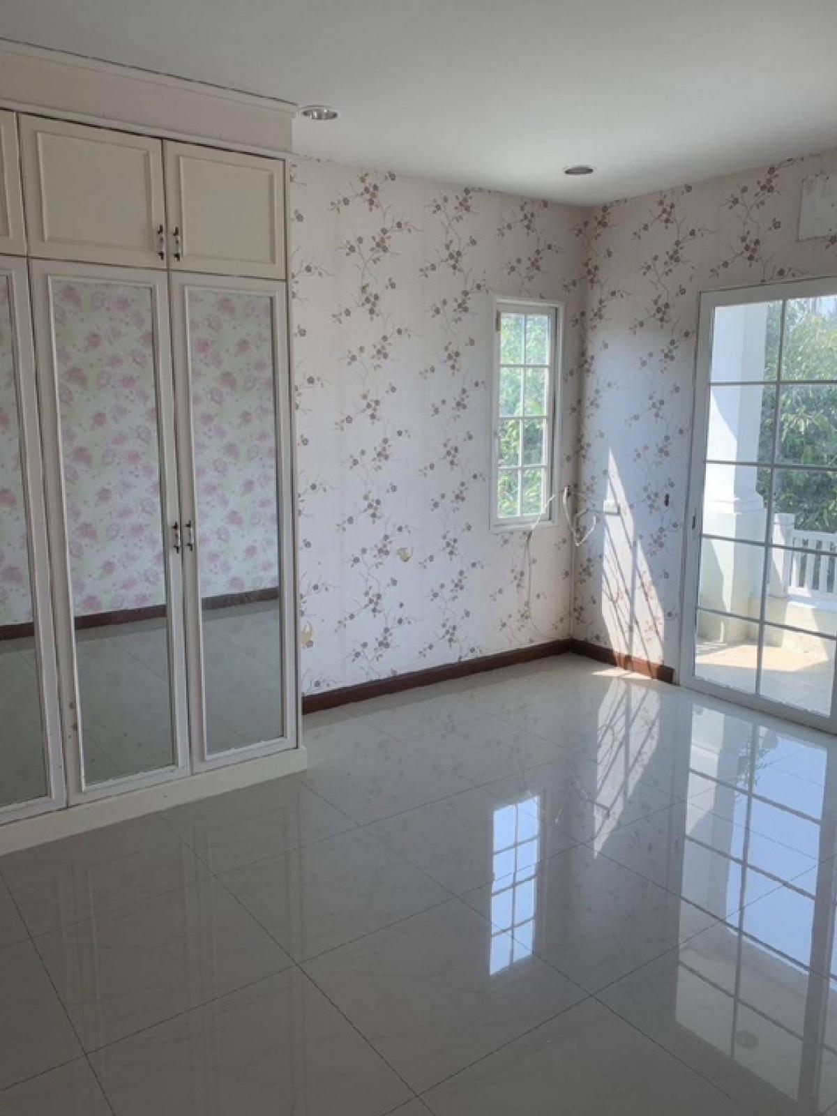 ขายบ้านเอกชัย บางบอน : บ้านเดี่ยว โกลเด้น เพรสทีจ 3นอน 3น้ำ 100.30 ตร.ว. เอกชัย-วงแหวน บางบอน หลังริม