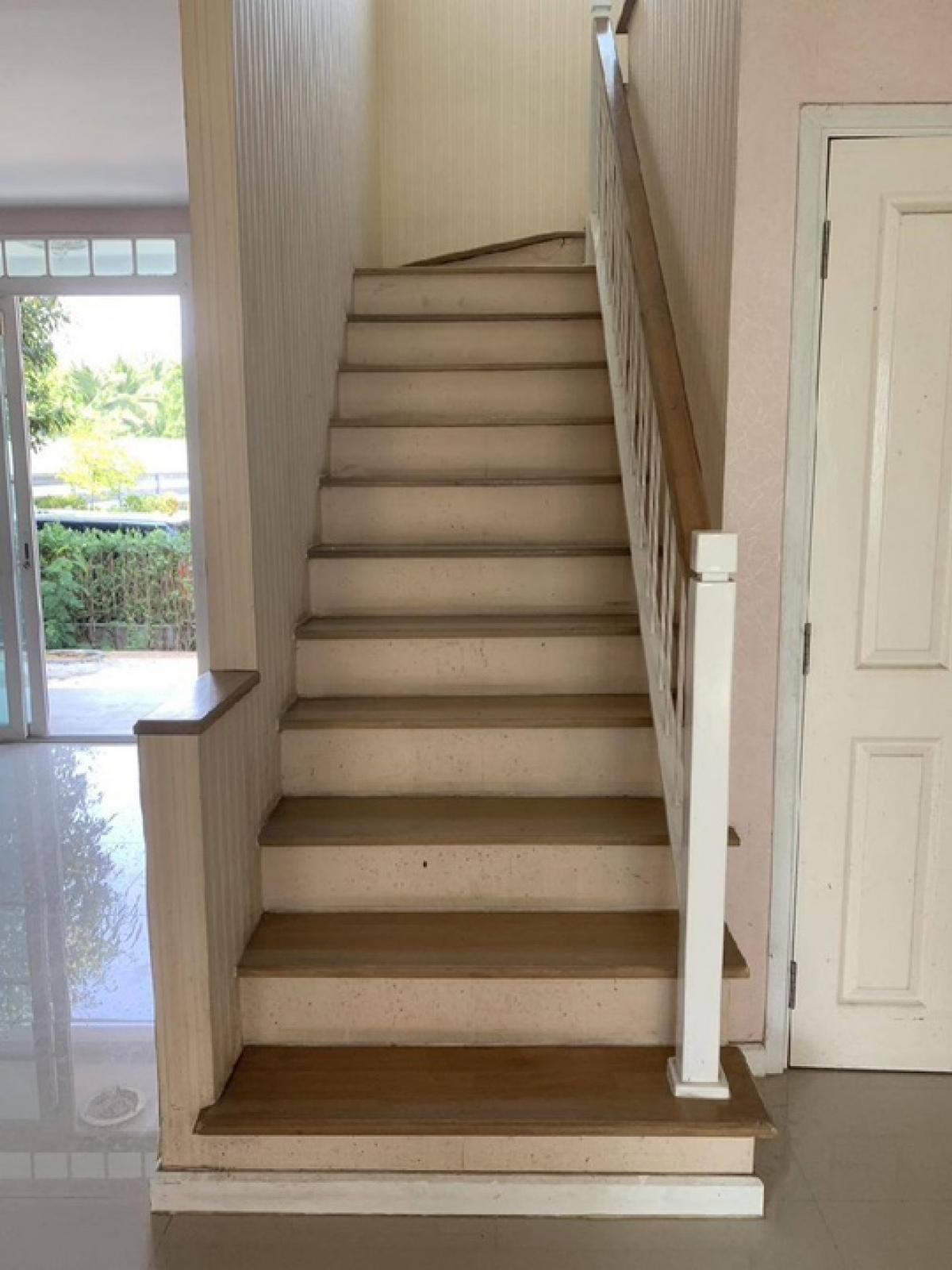 ขายบ้านเอกชัย บางบอน : บ้านเดี่ยว โกลเด้น เพรสทีจ 3นอน 3น้ำ 100.30 ตร.ว. เอกชัย-วงแหวน บางบอน หลังริม