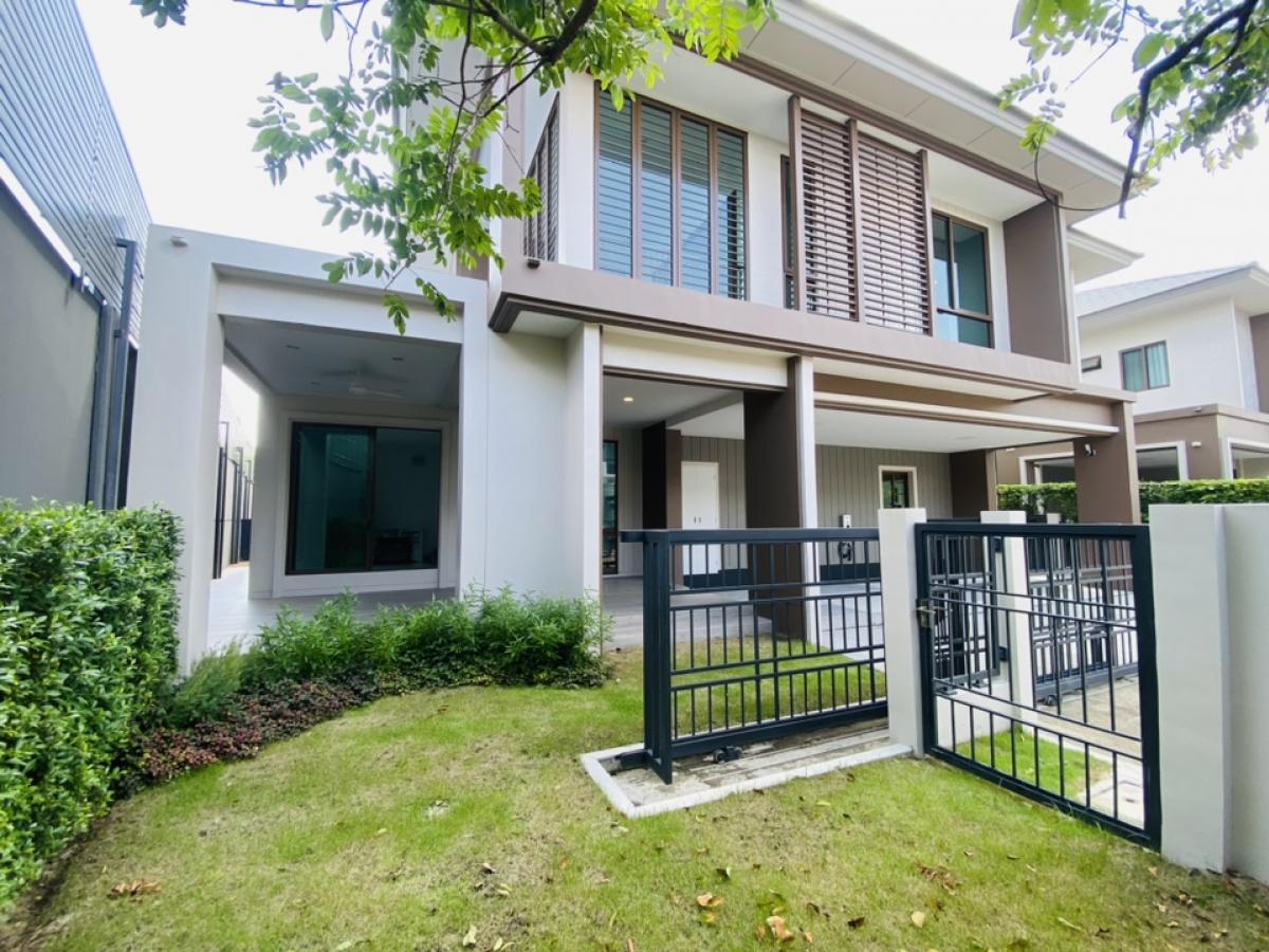 ขายบ้านพัฒนาการ ศรีนครินทร์ : บุราสิริ กรุงเทพกรีฑา บ้าน 70 ตรว. บ้านใหม่สวยพร้อมเข้าอยู่ บ้านหรูสไตล์รีส