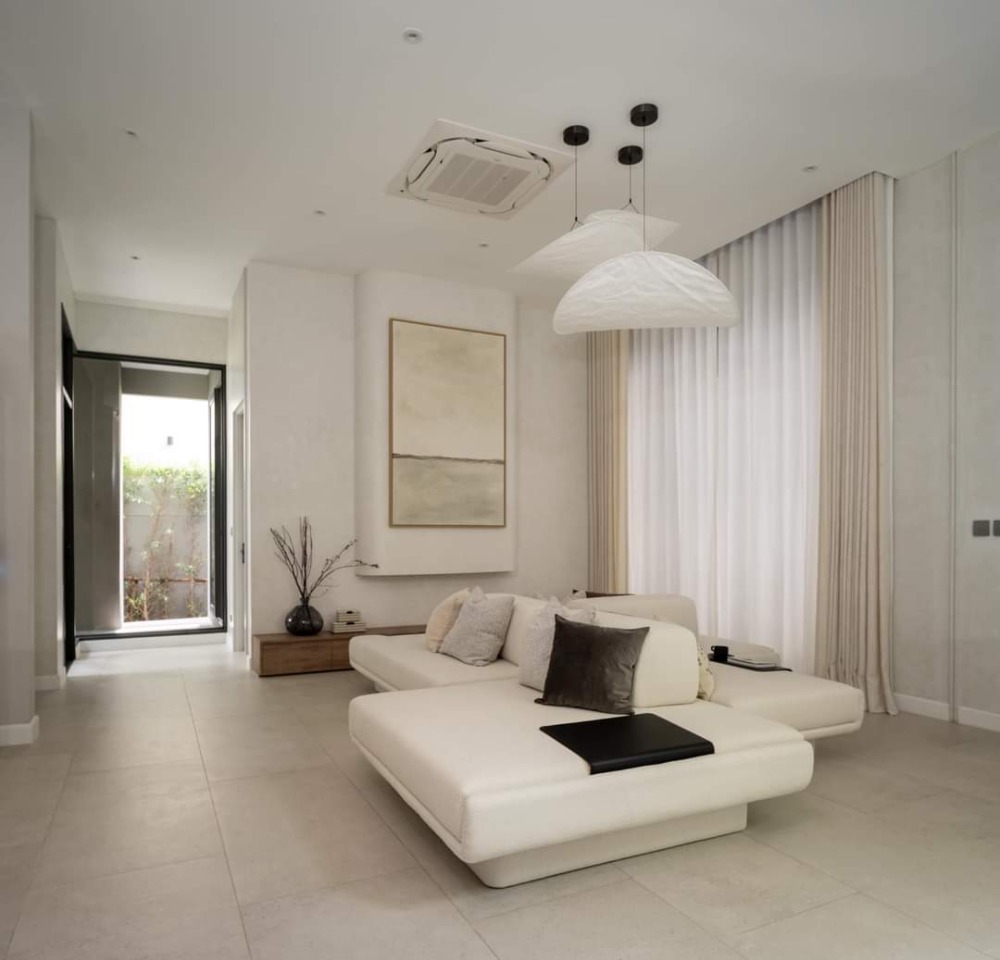 For SaleHousePattanakan, Srinakarin : Ultra Luxury House with 5 bedrooms: Pattanakarn