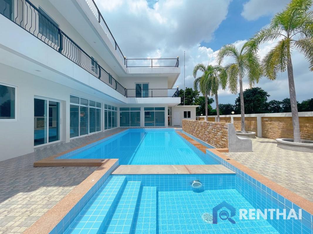 For SalePattaya, Bangsaen, Chonburi : 3-bed Phoenix  Pattaya House, Private Pool