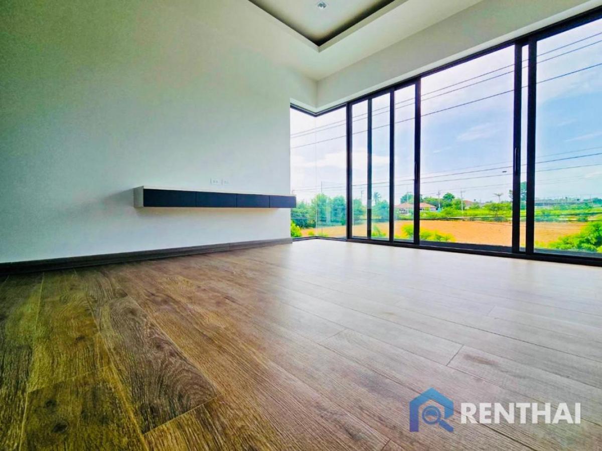 ขายบ้านพัทยา บางแสน ชลบุรี สัตหีบ : บ้านเดี่ยว โมเดิร์น สไตล์ ทำเลขอบอ่างมาบประชัน