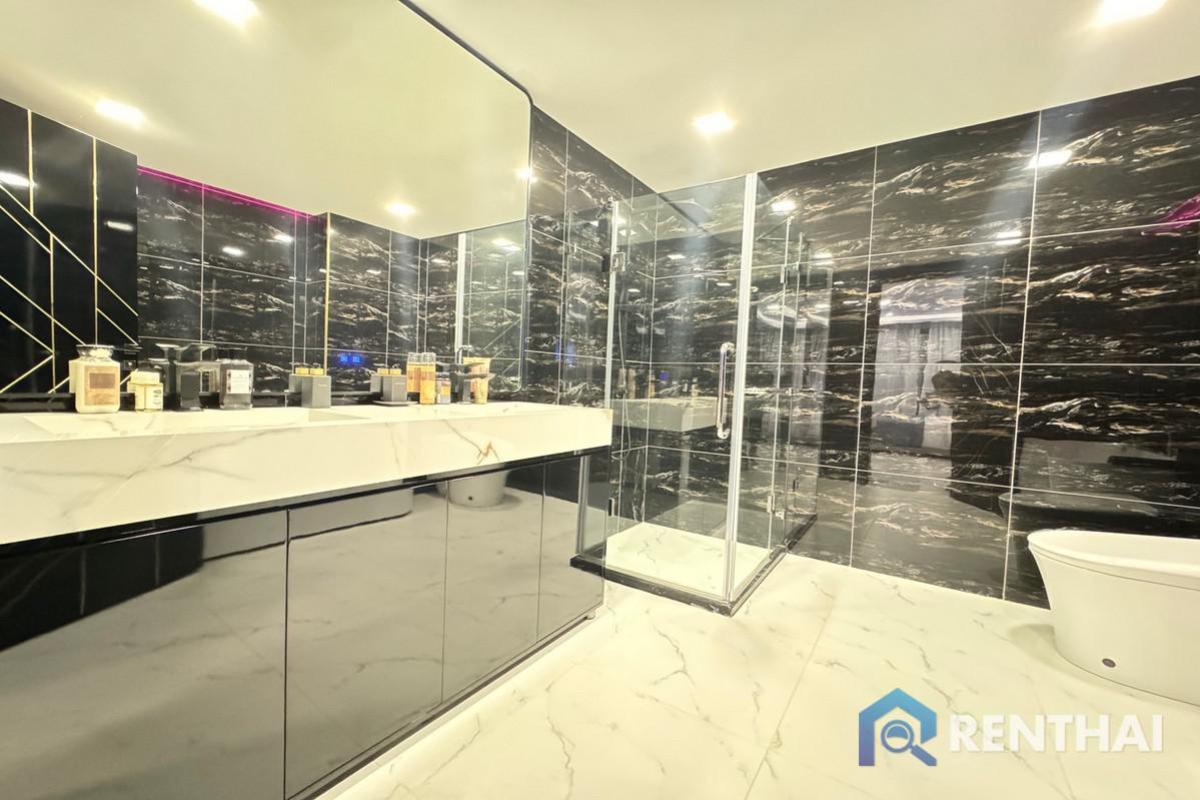 For SaleCondoPattaya, Bangsaen, Chonburi : For sale Grand Solaire Noble 2 bedroom 60 sqm