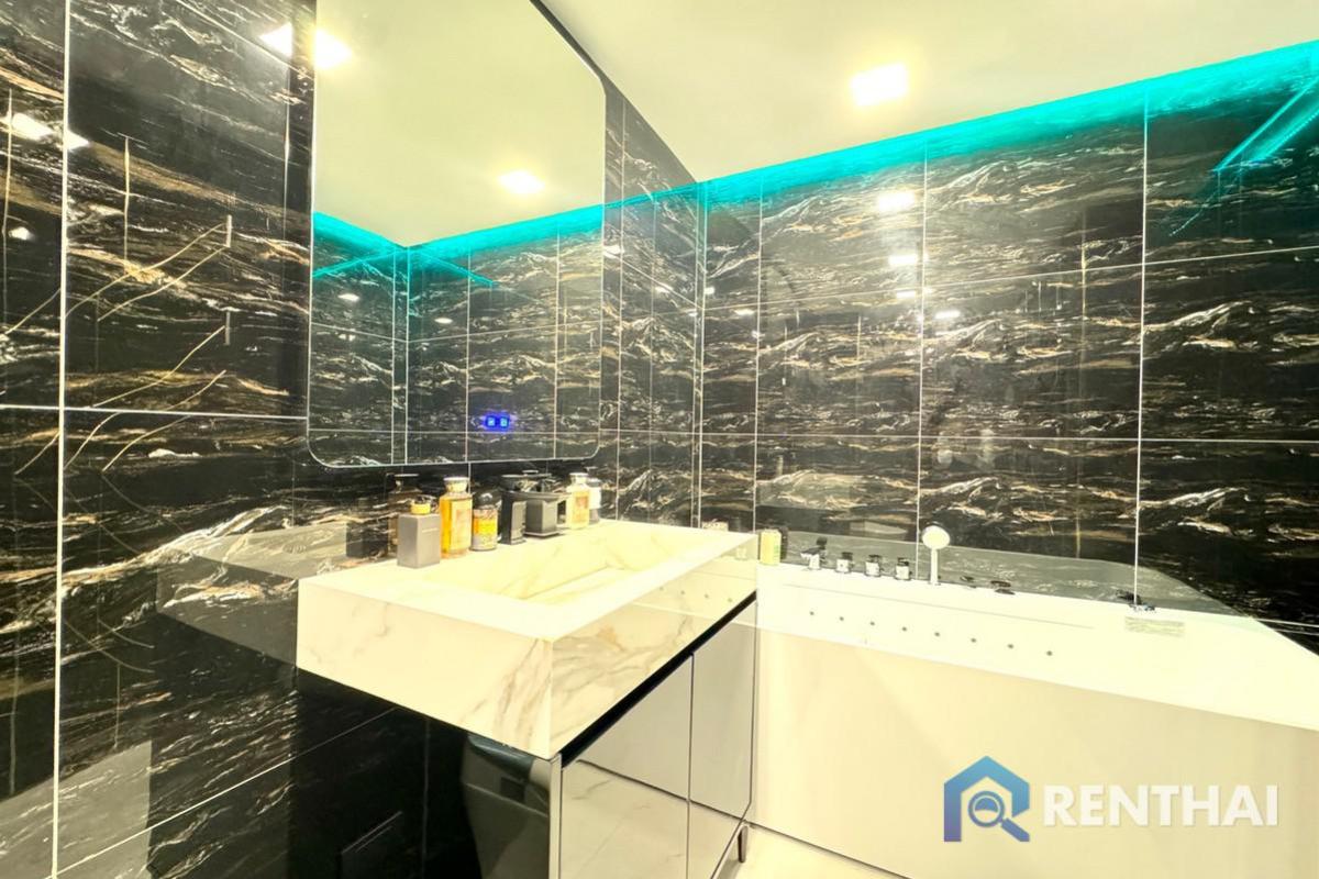 ขายคอนโดพัทยา บางแสน ชลบุรี สัตหีบ : Grand Solaire Noble เปิดตัวคอนโดหรูทำเลพัทยาใต้ 1 ห้องนอน 34 ตร.ม.