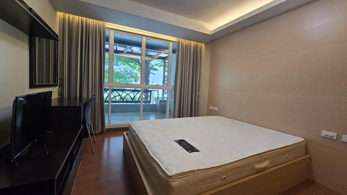 For SaleCondoLadprao101, Happy Land, The Mall Bang Kapi : Condo for sale: Le Champs Premium Condominium (LE CHAMPS PREMIUM CONDOMINIUM)  2nd floor, Building B, widest balcony in the project   Size 44.72 square meters  1 bedroom, 1 bathroom with built-in kitchen  Unblocked view, beautiful room, still new con