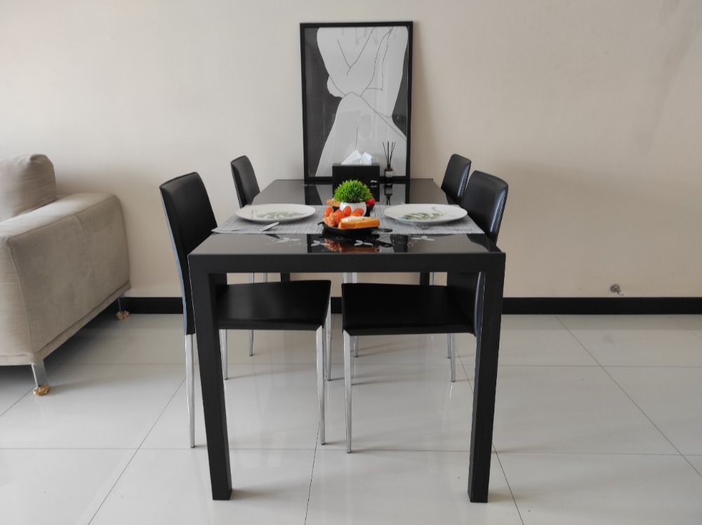 ขายคอนโดสุขุมวิท อโศก ทองหล่อ : ขายพร้อมผู้เช่า ราคาต่ำกว่าตลาด รีบเลย ขายด่วน 2 ห้องนอน ฟลอร์สูง วิวสวนเบญจกิติ