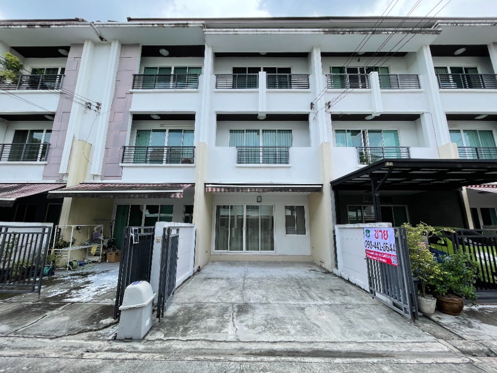 For SaleTownhomeLadkrabang, Suwannaphum Airport : For sale, 3-storey townhouse, Baan Klang Muang S-Sense On Nut Wongwaen Good location, convenient transportation, near Robinson, Suvarnabhumi Airport, Airport link