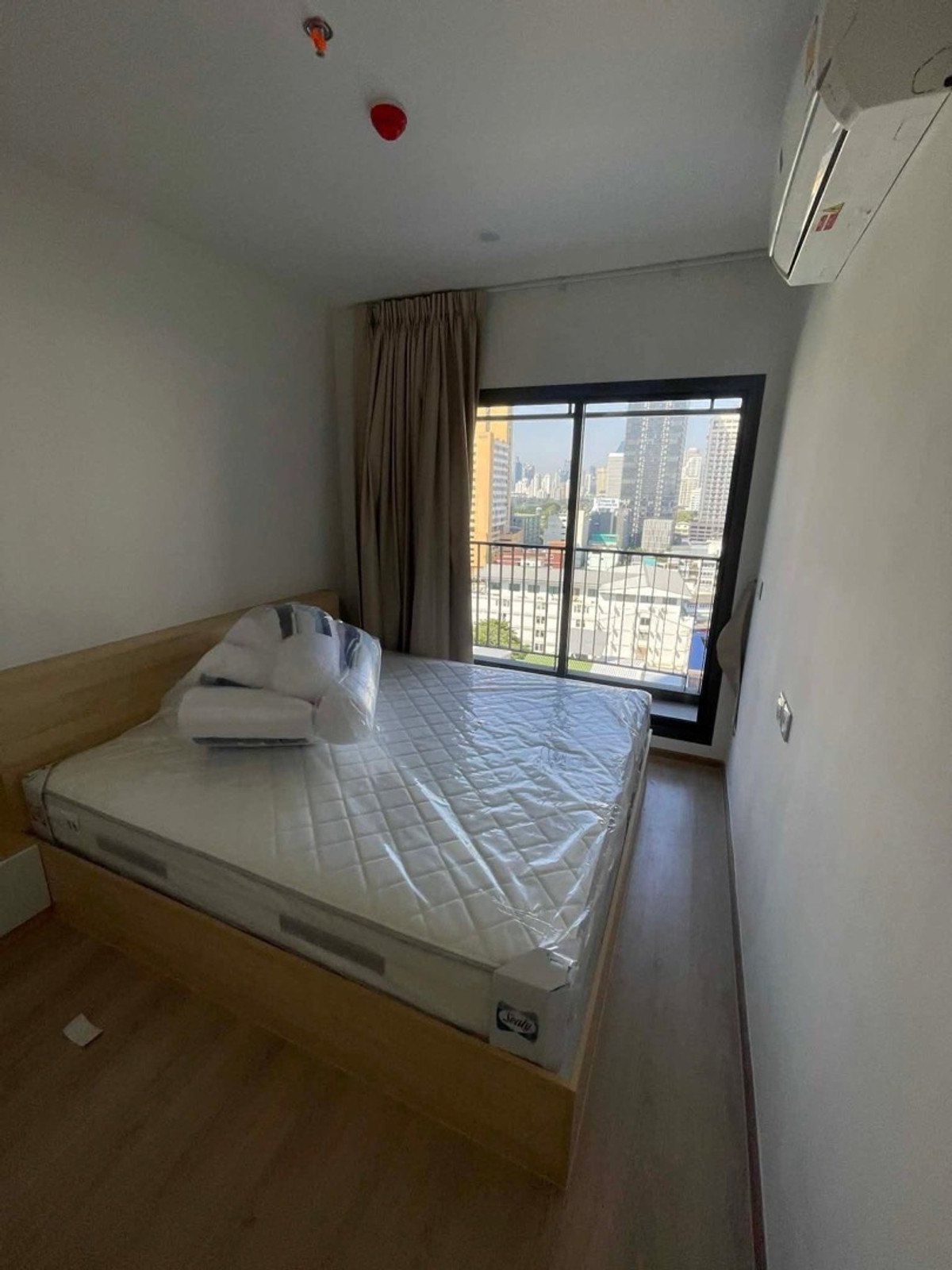 ให้เช่าคอนโดคลองเตย กล้วยน้ำไท : 🏙️ให้เช่า Life rama4-asoke ว่างใหม่ โครงการใหม่ ใกล้MRTศูนย์สิริกิติ์ Line OA: @ladysai