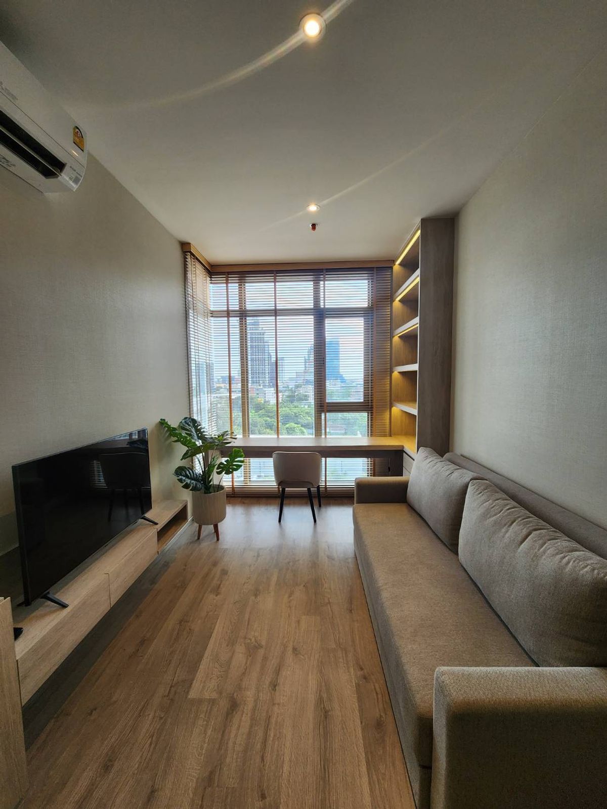 ให้เช่าคอนโดสุขุมวิท อโศก ทองหล่อ : ⚜️ Luxury 1 bedroom for rent rhythm ekkamai estate ⚜️