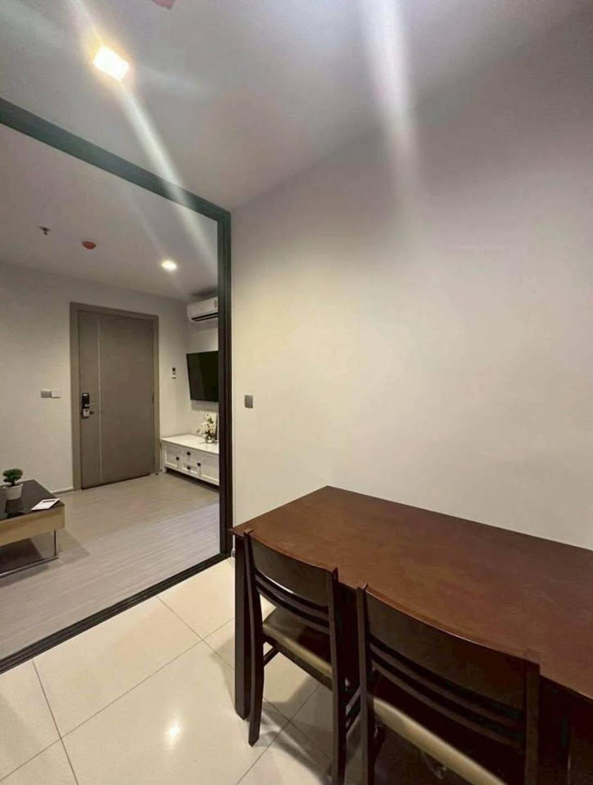 ขายคอนโดพระราม 9 เพชรบุรีตัดใหม่ RCA : ขายคอนโด  ไลฟ์ อโศก - พระรามเก้า MRT-พระราม 9 มักกะสัน เขต ราชเทวี กรุงเทพ  CX-134435 (S)