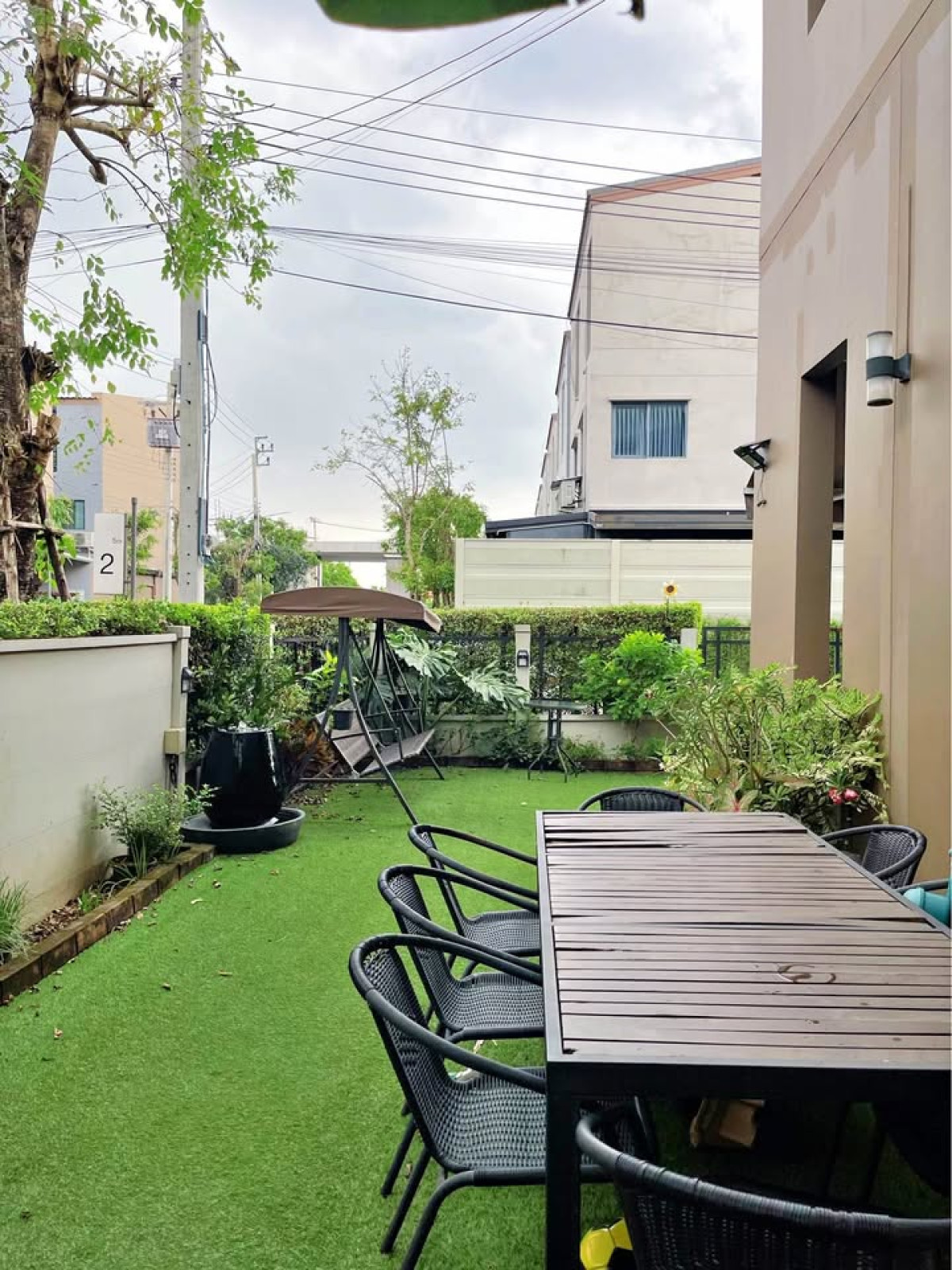 ขายทาวน์โฮมมีนบุรี-ร่มเกล้า : ขายทาวน์เฮ้าส์/ทาวน์โฮม  บ้านกลางเมือง พระราม 9-กรุงเทพกรีฑา ทับช้าง เขต สะพานสูง กรุงเทพ  CX-141255