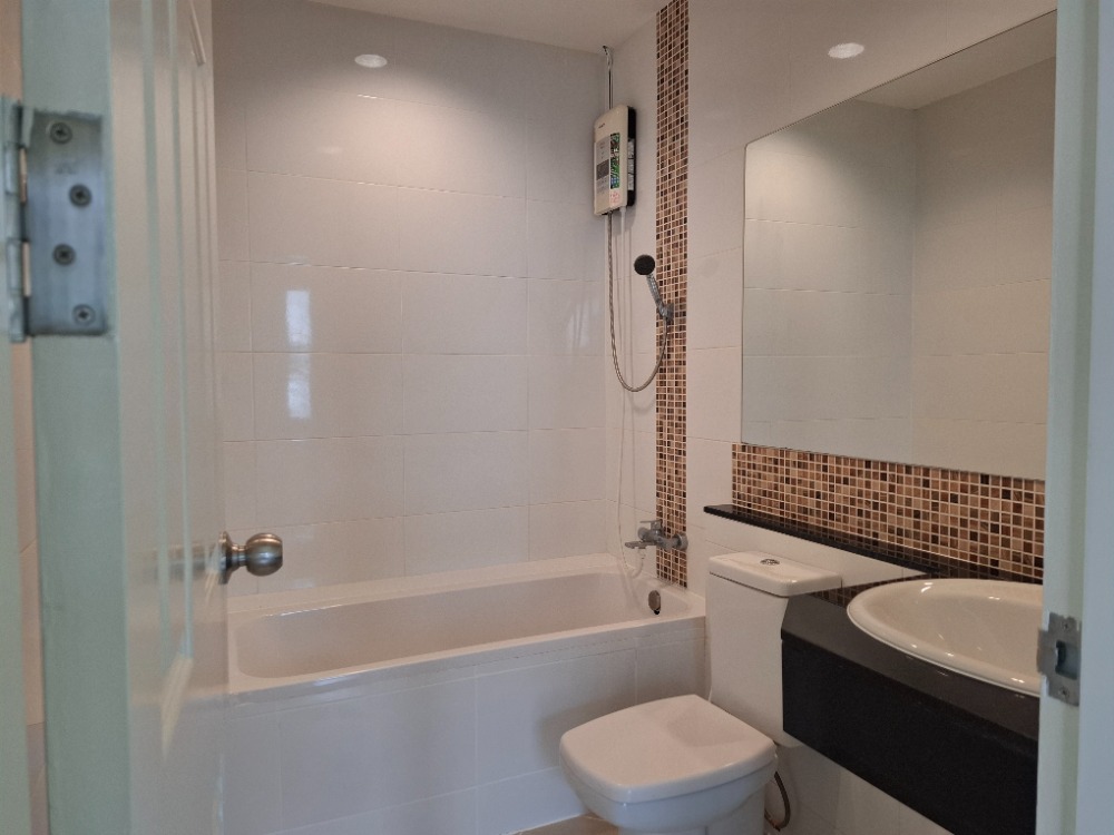 For SaleHome OfficeKaset Nawamin,Ladplakao : Home office for sale, Premium Place Sukonthasawat, best location, Bangkok