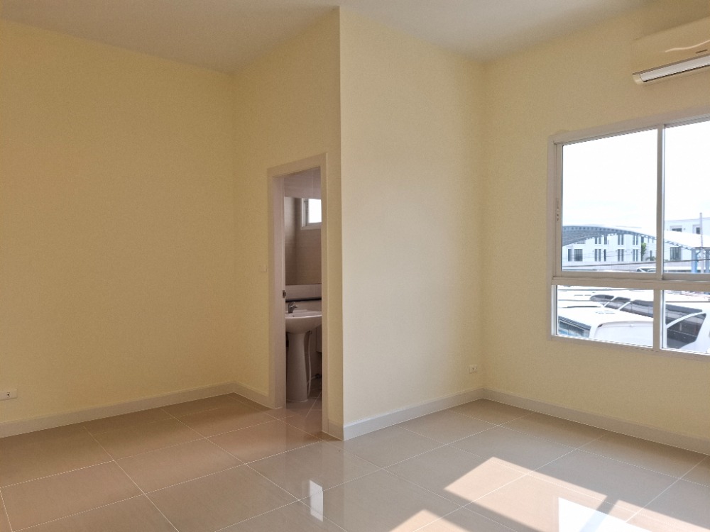 For SaleHome OfficeKaset Nawamin,Ladplakao : Home office for sale, Premium Place Sukonthasawat, best location, Bangkok