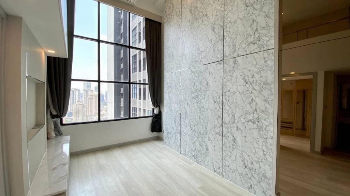 For SaleCondoSathorn, Narathiwat : 📢👇 KnightsBridge Prime Sathorn is one of good location to live or invest in BKK, brand new Duo space unit, high ceiling 4.4 meters, unblocked view.