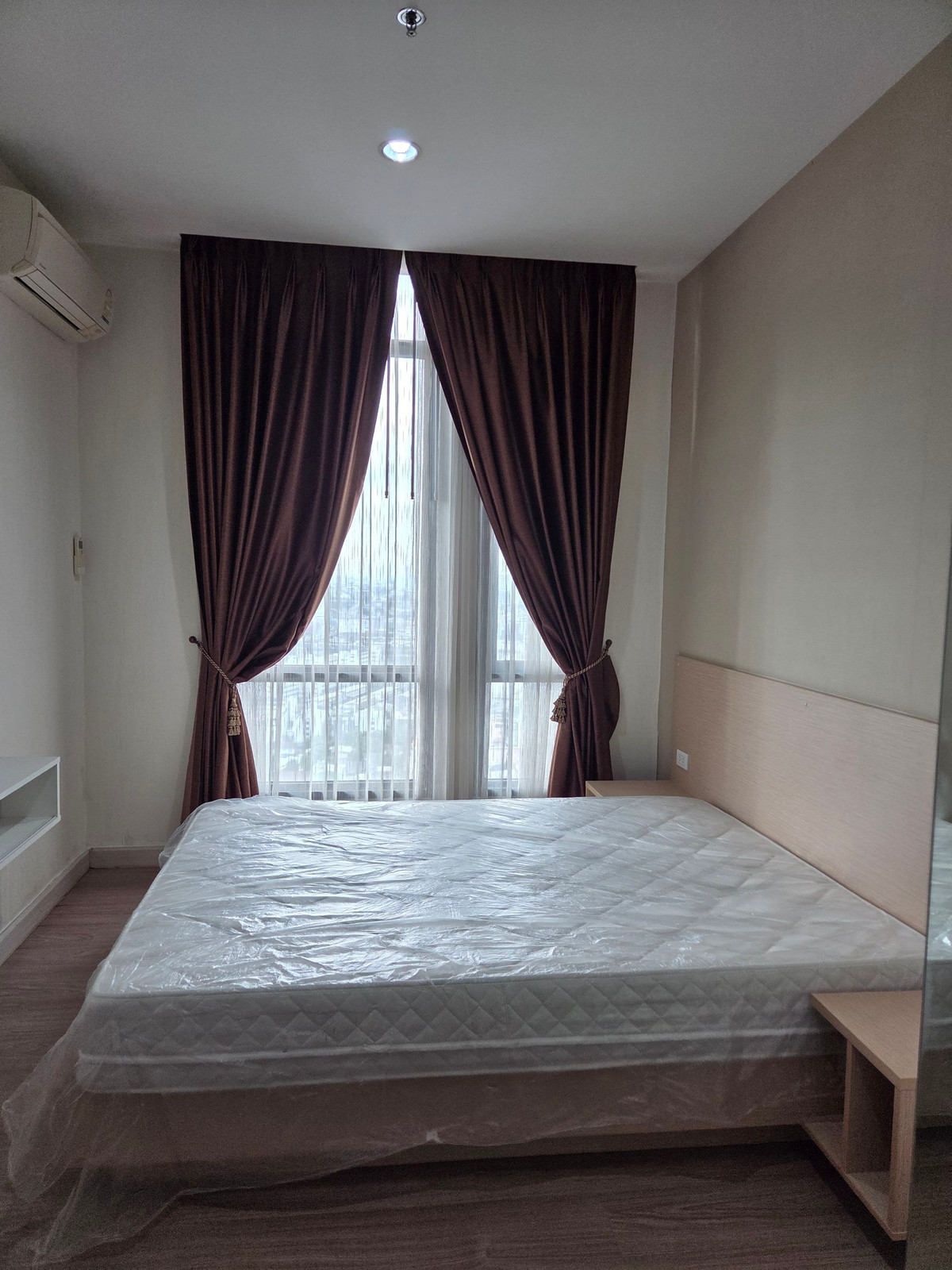 For RentCondoRatchathewi,Phayathai : 💥For rent, vacant room, ready to move in, The Capital Ratchaprarop-Vibha💥 1 bedroom, 1 bathroom, high floor, very beautiful view, ready to move in, rooms go very fast, if interested, please contact us.