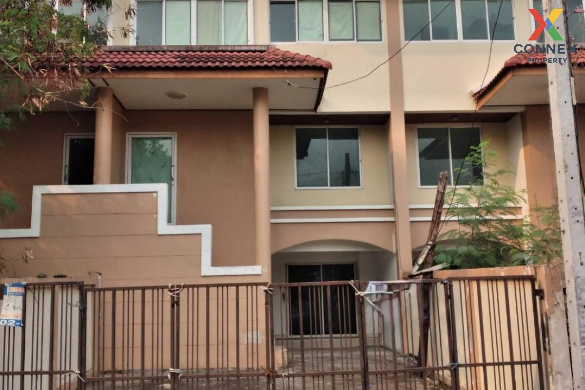 ขายทาวน์โฮมพัฒนาการ ศรีนครินทร์ : ขายทาวน์เฮ้าส์ 3 ชั้น ซอยศรีนครินทร์ 10 สวนหลวง เขต สวนหลวง กรุงเทพ CX-106335