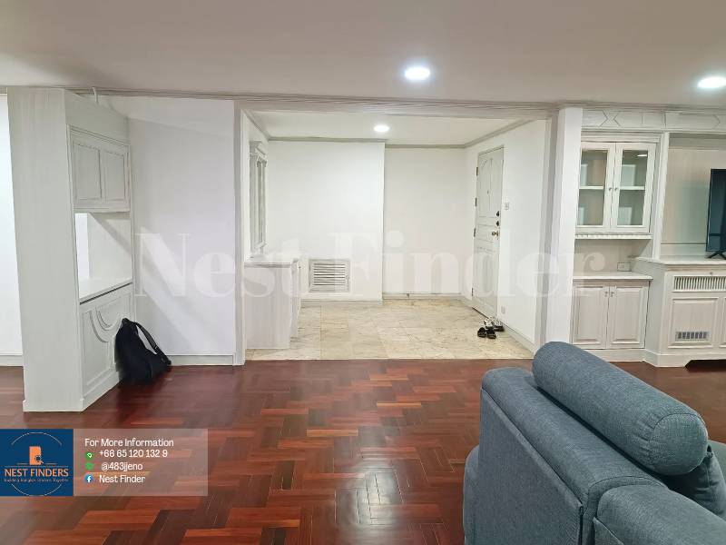 For RentCondoSukhumvit, Asoke, Thonglor : 3-Bedroom Plus Pet Friendly Apartment for Rent at Sukhumvit 49
