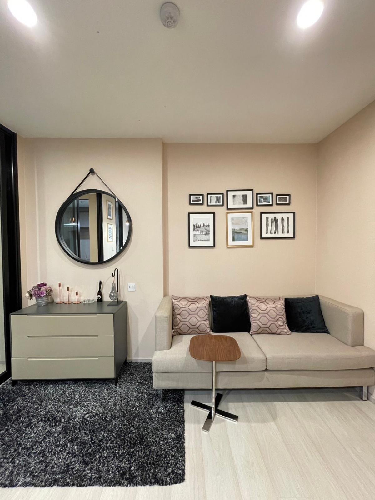 ให้เช่าคอนโดพระราม 9 เพชรบุรีตัดใหม่ RCA : Condominium For RentProject : Life Asoke