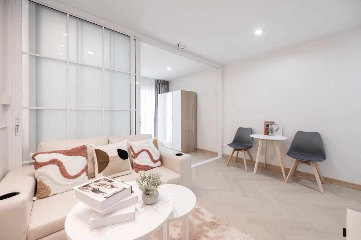 For SaleCondoChokchai 4, Ladprao 71, Ladprao 48, : ✨️✨️Fully furnished condo🎊🎊 Near the BTS, only 600 meters, installment starts at 5,000 baht, must be here 👉𝗥𝗲𝗴𝗲𝗻𝘁 𝗛𝗼𝗺𝗲 𝟭𝟮