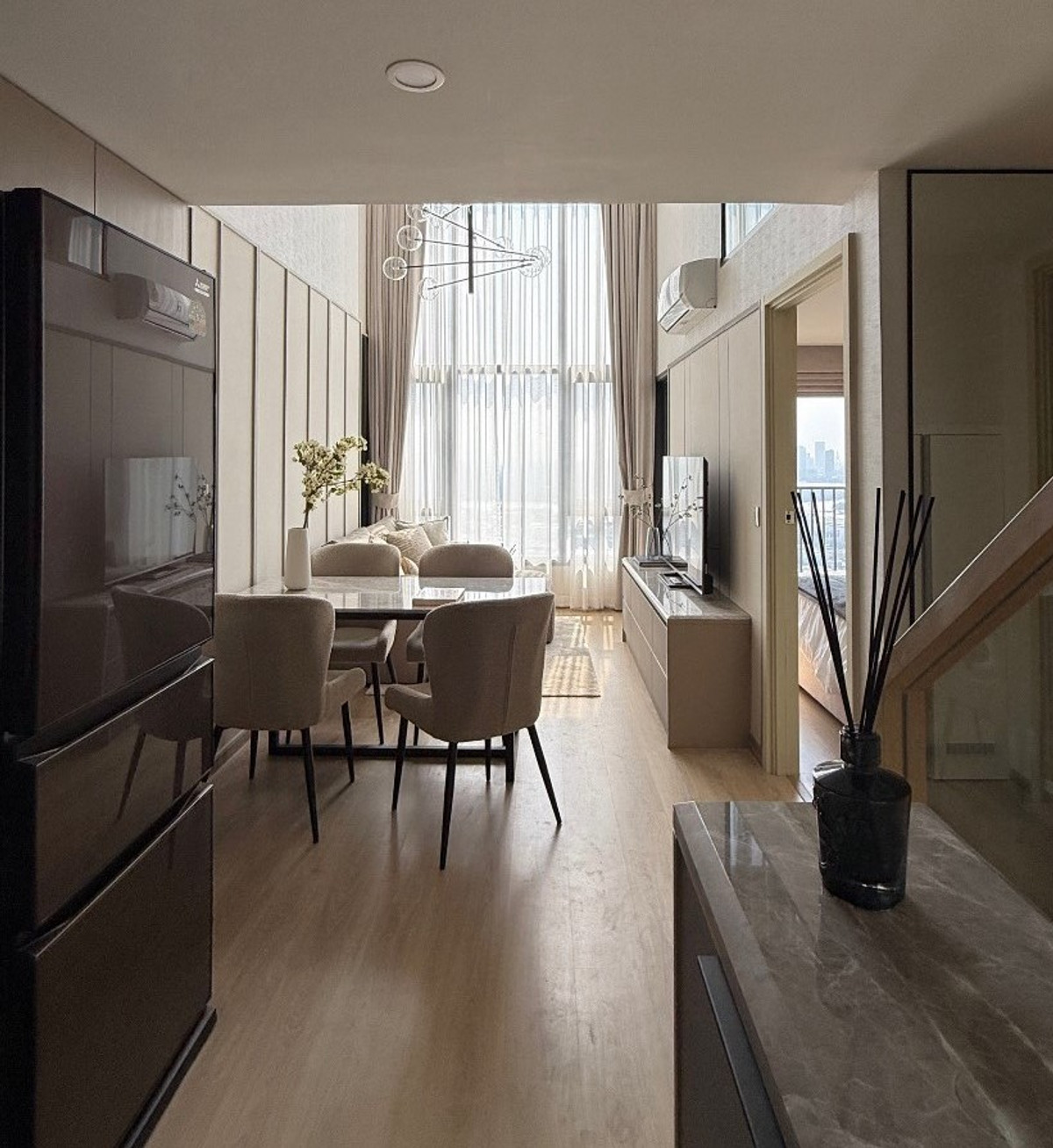 ให้เช่าคอนโดคลองเตย กล้วยน้ำไท : ให้เช่า  คอนโด Life Rama 4 - Asoke   ใกล้  MRT ศูนย์สิริกิติ์ เพียง 450 เมตร