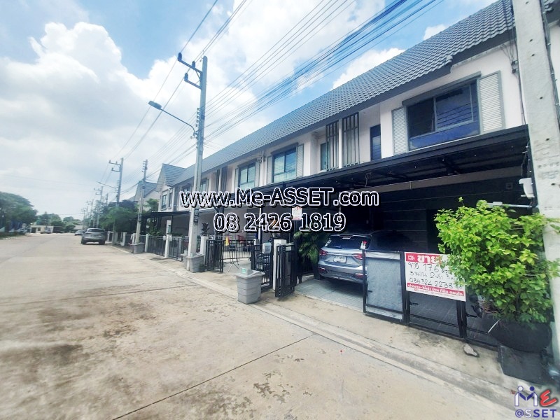 For SaleTownhomePathum Thani,Rangsit, Thammasat : Townhouse for sale, main road at the beginning of the project, Ratchaphruek, Tiwanon, Bang Khu Wat, Soi Plai Buaphatthana: Modi Villa Ratchaphruek Tiwanon (345): 2 floors, 17.6 sq w: CODE NN-91362