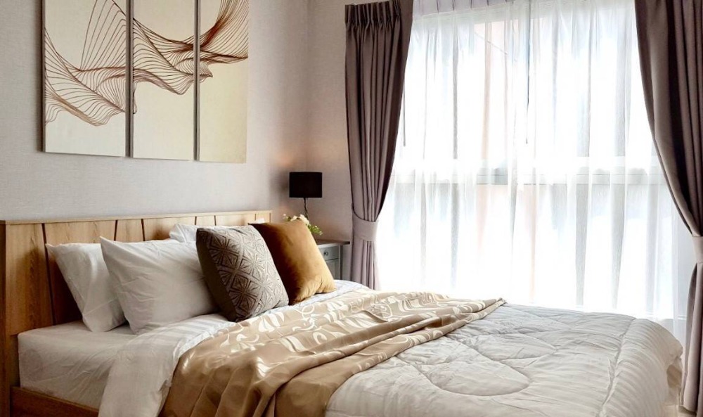 For RentCondoRama9, Petchburi, RCA : !! Beautiful room for rent, Plum Ramkhumkeang Station condo, near Airport Link Ramkhamhaeng