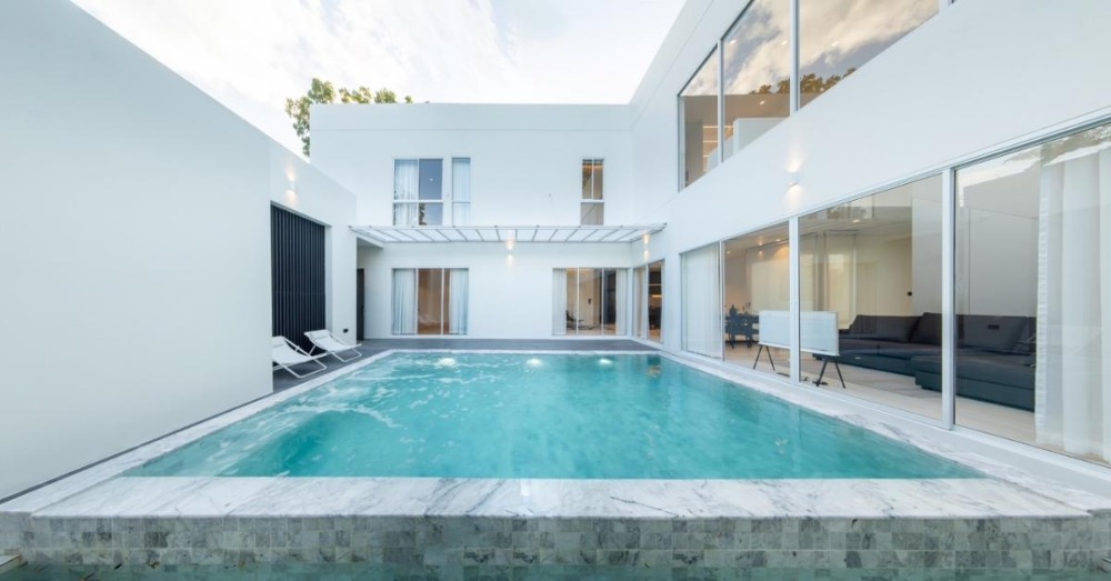 For RentHouseChiang Mai : Luxury house for rent with private pool good location near Kad Farang, No.14H802