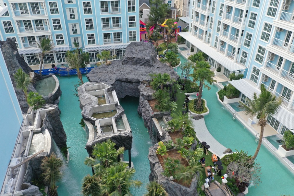 Urgent sale, seaside condo, beautiful view Livinginsider