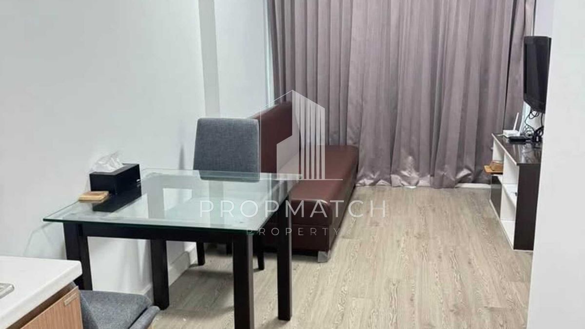 For SaleCondoSapankwai,Jatujak : Condo for sale near Saphan Khwai BTS, Ideo mix Phahonyothin (1 bedroom 38 sqm), room in good condition