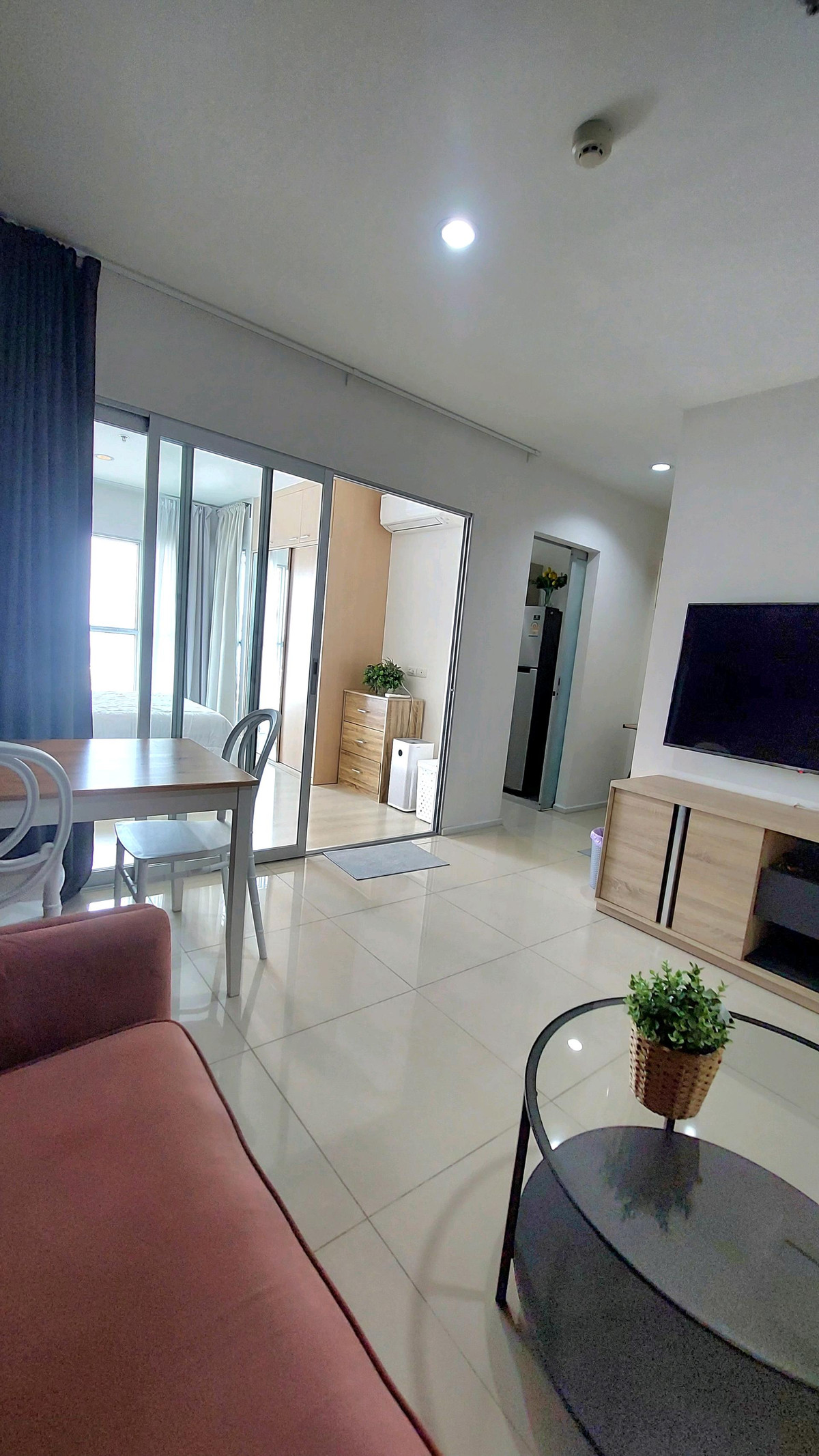 ให้เช่าคอนโดอ่อนนุช อุดมสุข : ให้เช่าห้องคอนโด 1ห้องนอน วิวสวย ชั้นสูง ที่ Aspire Sukhumvit48 ใกล้ Btsพระโขนง ห้องพร้อมดูค่ะ