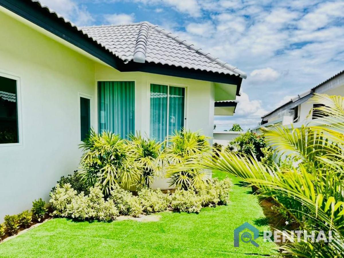 Spacious 3-Bed Nibbana Shade Villa Loading...