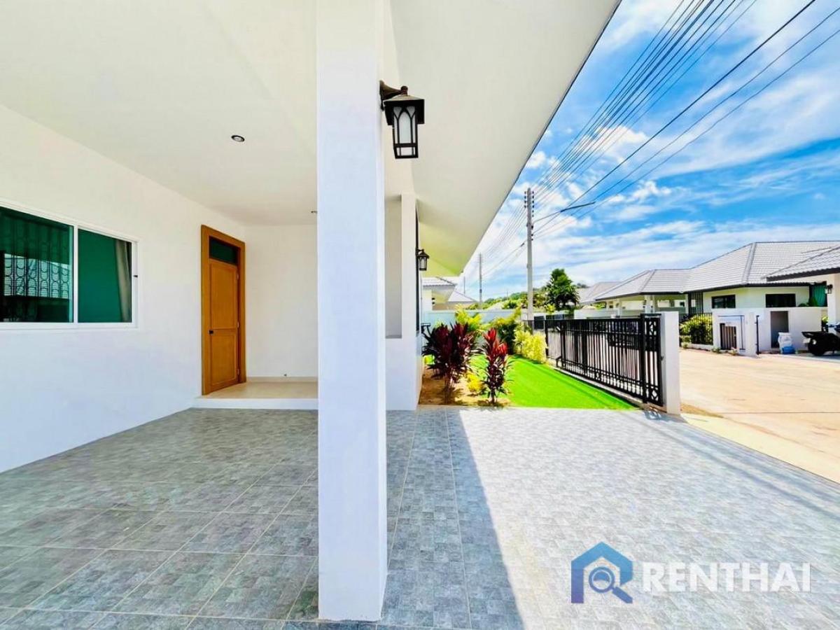 Spacious 3-Bed Nibbana Shade Villa Loading...