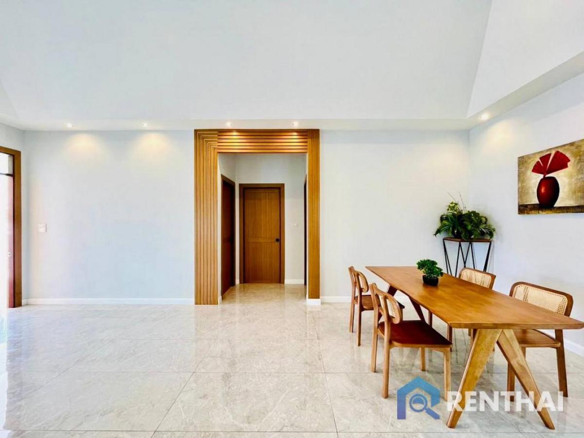 Spacious 3-Bed Nibbana Shade Villa Loading...