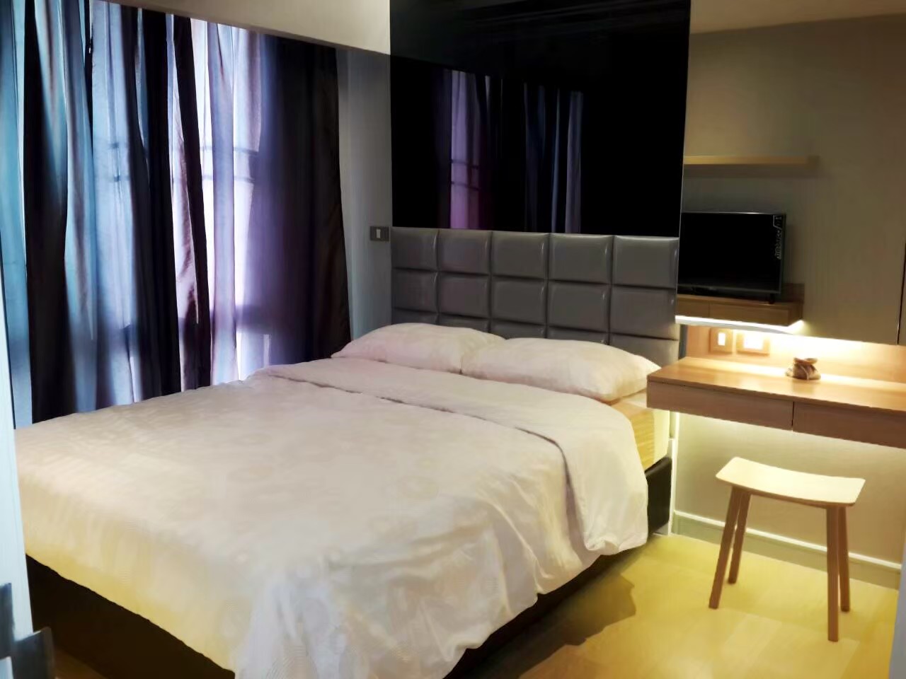 ให้เช่าคอนโดสุขุมวิท อโศก ทองหล่อ : Tidy Deluxe Sukhumvit 34, 1 bed, 17000 per month