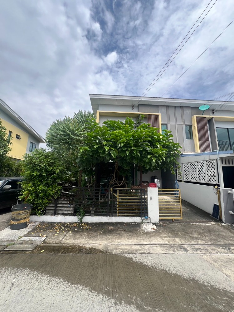 For SaleTownhomePattanakan, Srinakarin : P-2613 Urgent sale! The Connect Suan Luang - On Nut, corner unit