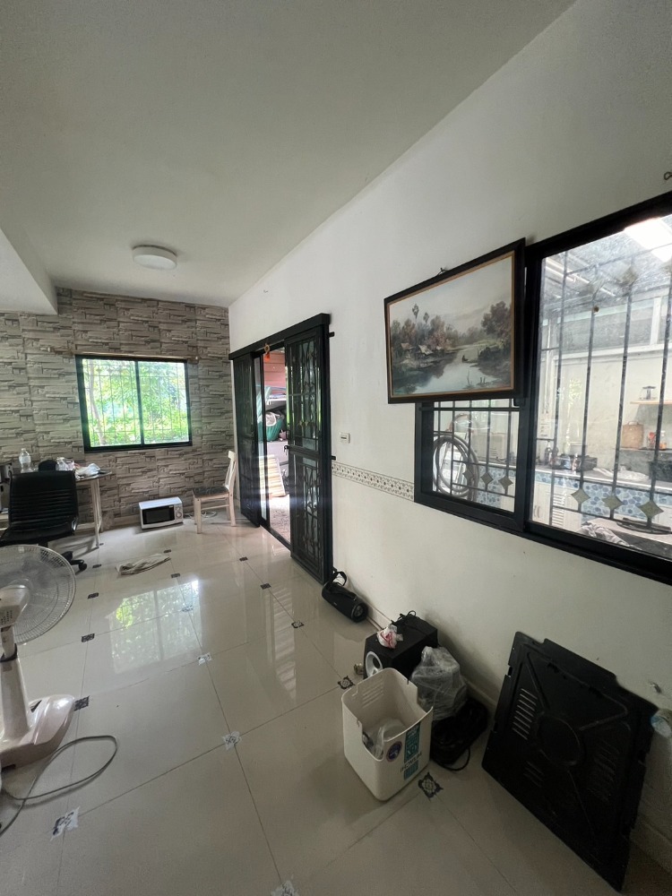 For SaleTownhomePattanakan, Srinakarin : P-2613 Urgent sale! The Connect Suan Luang - On Nut, corner unit