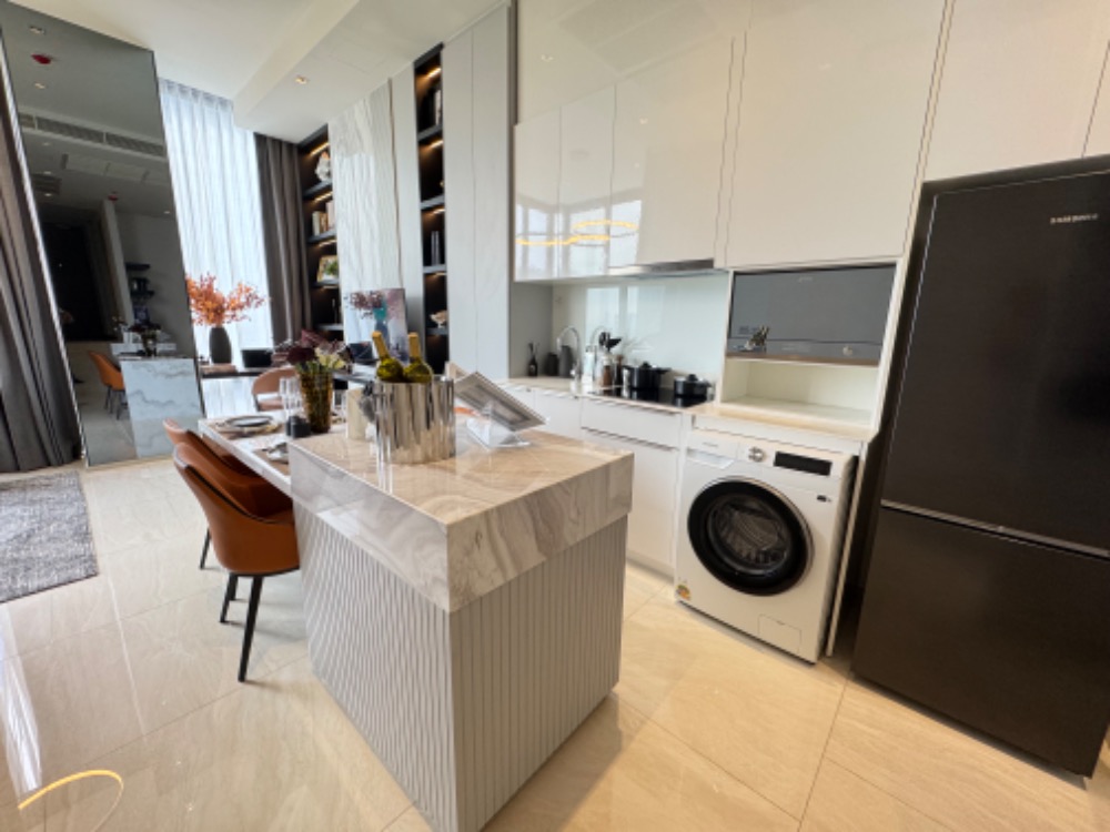 For SaleCondoSilom, Saladaeng, Bangrak : Ashton Silom 2 bedrooms, 2 bathrooms, straight from the 3 -year free decoration project with special discounts after Mike ... !!!!