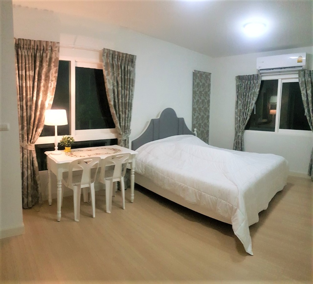 For RentHousePathum Thani,Rangsit, Thammasat : Single house for living, good environment, good neighbors, with a house area